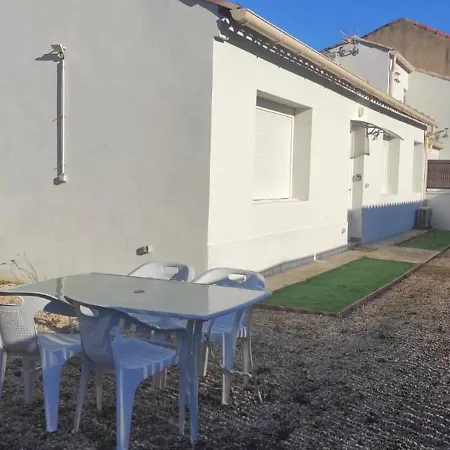 Maison Cagnat Pierrelatte Buitenkant foto